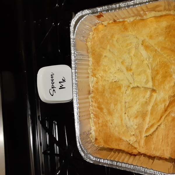 Chicken Pot Pie with Crescent Rolls