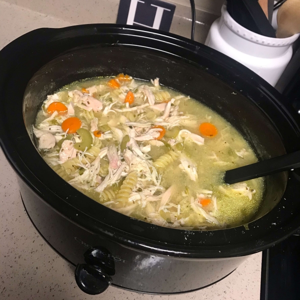 Slow Cooker Chicken Noodle Soup