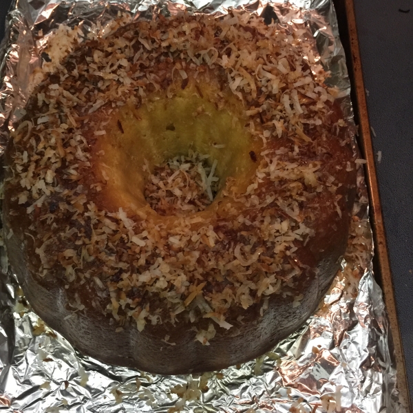 Rum-Pineapple Pound Cake