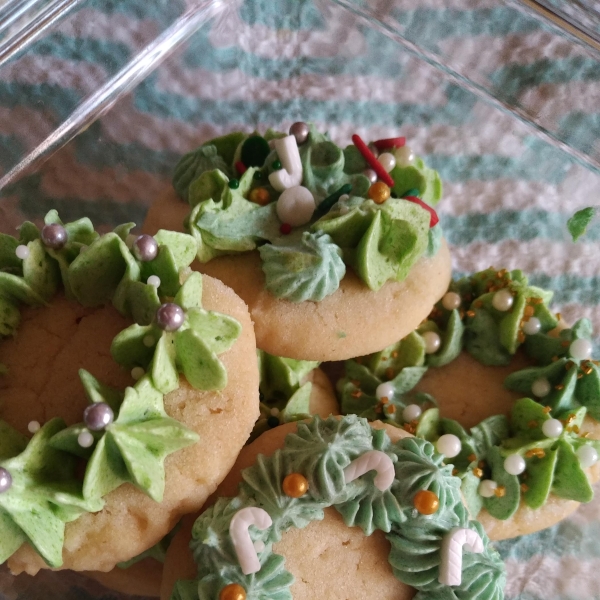 Evergreen Cookies with Ermine Frosting