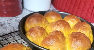 Pumpkin Dinner Rolls in the Bread Machine