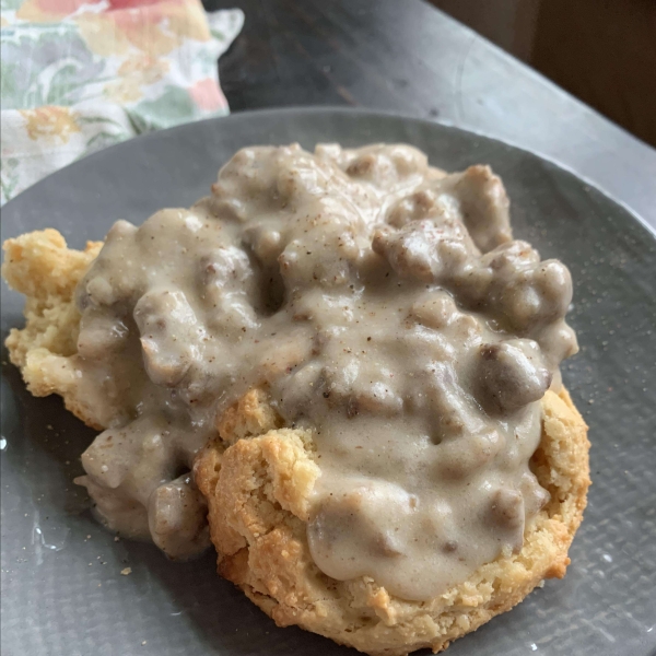 Dairy-Free Savory Sausage Gravy