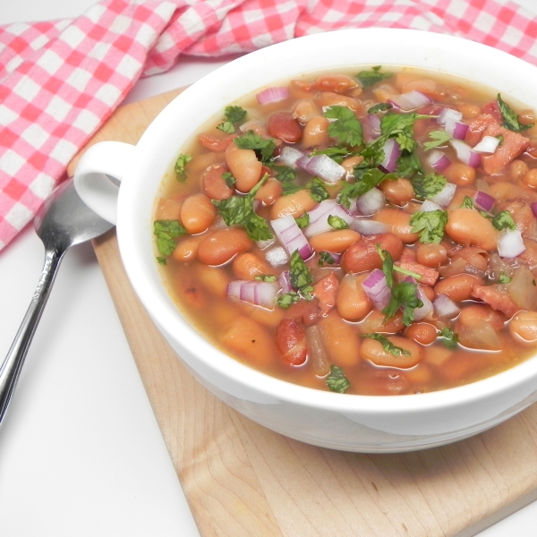 Simple Slow Cooker Pinto Beans and Ham