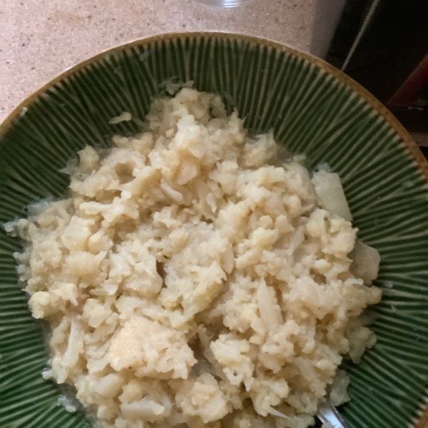 Parmesan Garlic Cauliflower Mash