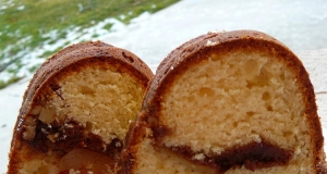 Apple Sour Cream Streusel Cake