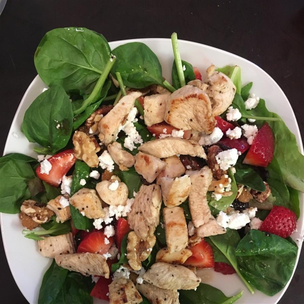 Spring Strawberry Salad with Chicken