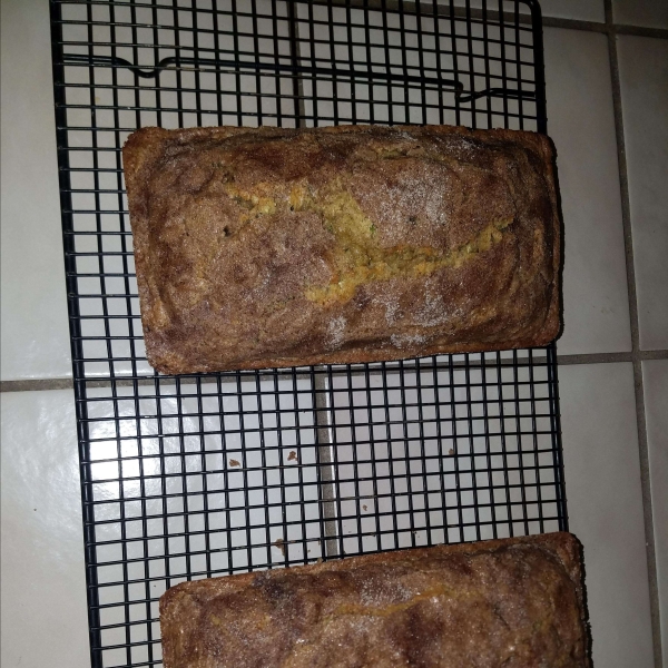 Zucchini Bread with Cinnamon Sugar Topping