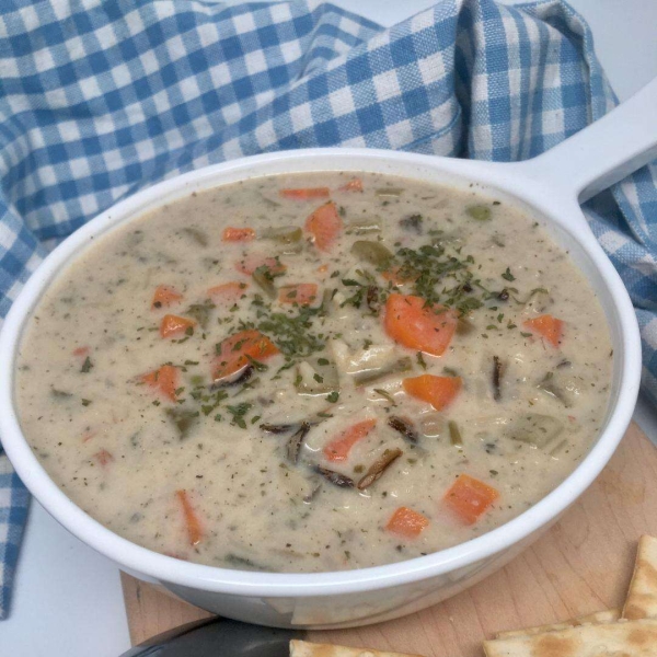 Creamy Chicken, Leek, and Wild Rice Soup