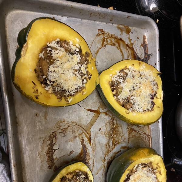 Vegetarian Stuffed Acorn Squash