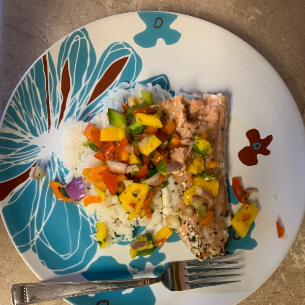 Grilled Tilapia and Mango Salsa