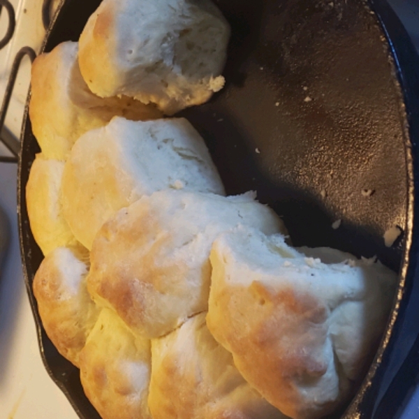 Cast Iron Buttermilk Biscuits