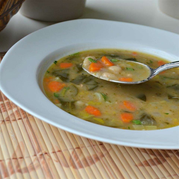 White Bean and Spinach Soup