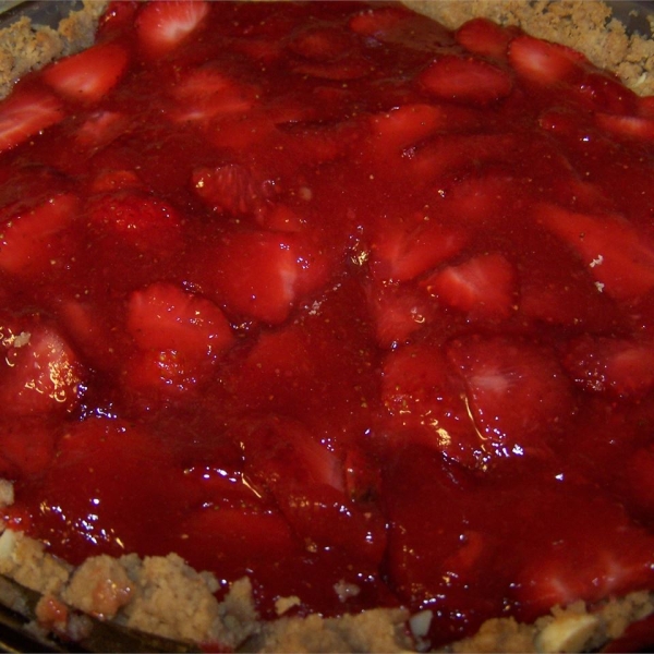 Fresh Strawberry Almond Pie