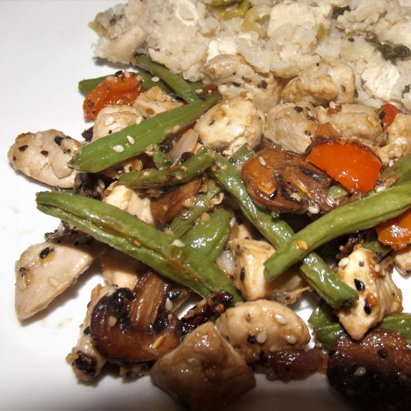Fiery Chicken Thigh Stir-Fry