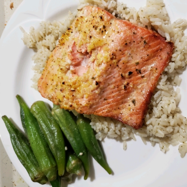 Lemon-Garlic Air Fryer Salmon