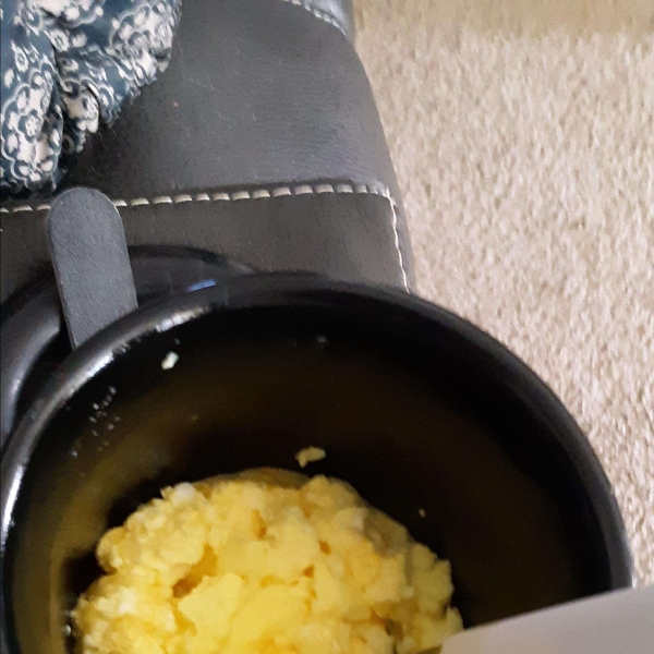 Scrambled Eggs in a Mug