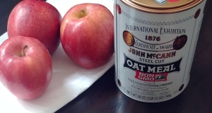 Slow-Cooker Oatmeal with Apples