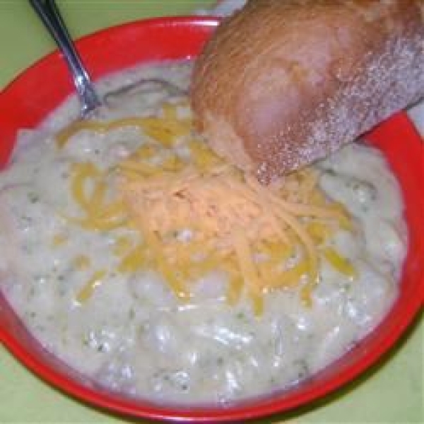 Slow Cooker Potato Broccoli Soup