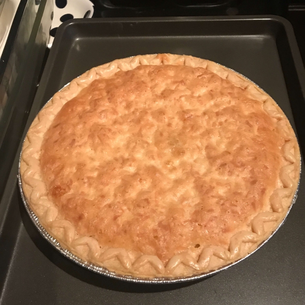 Easy Coconut Macaroon Pie