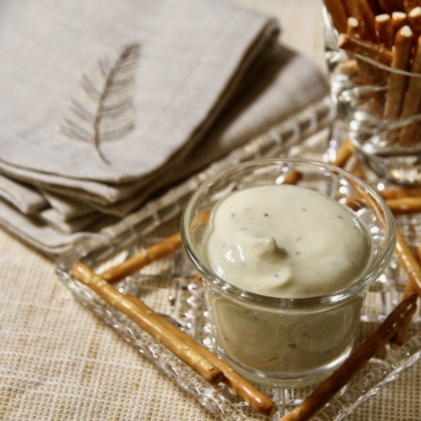 Honey, Mustard, and Yogurt Salad Dressing