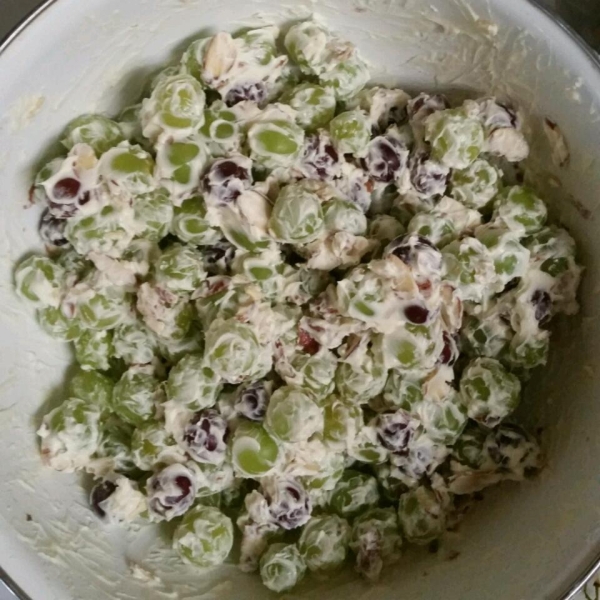 Nanny's Grape Salad