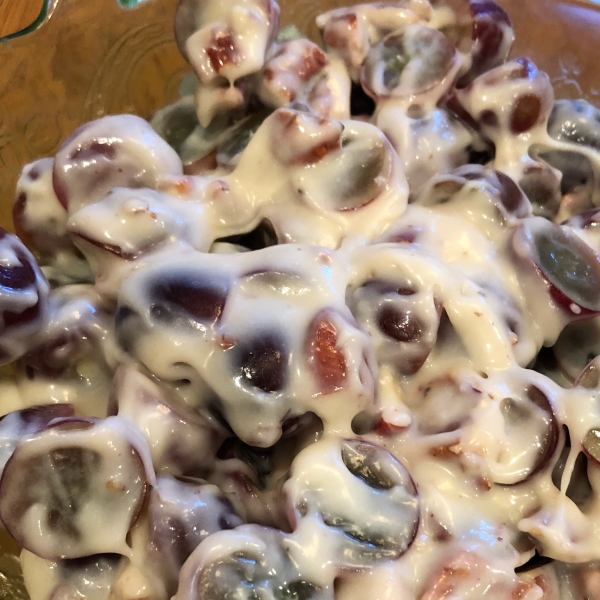 Nanny's Grape Salad