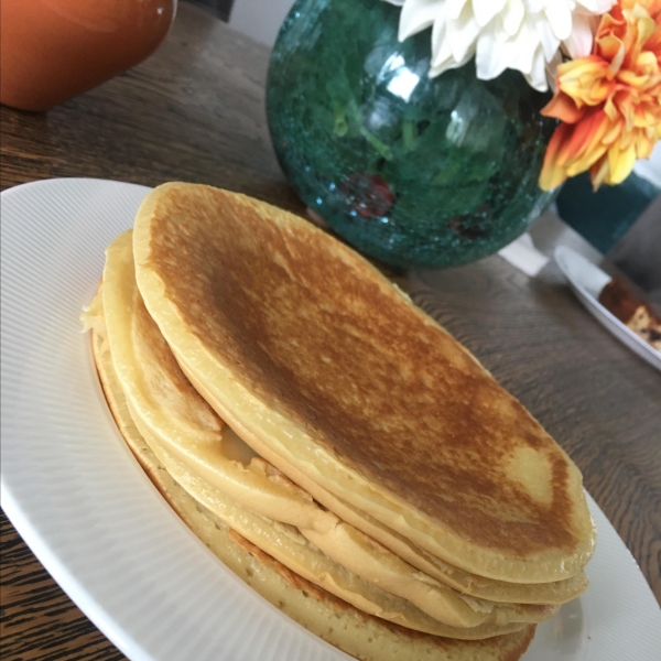 Quick and Yummy Blender Pancakes