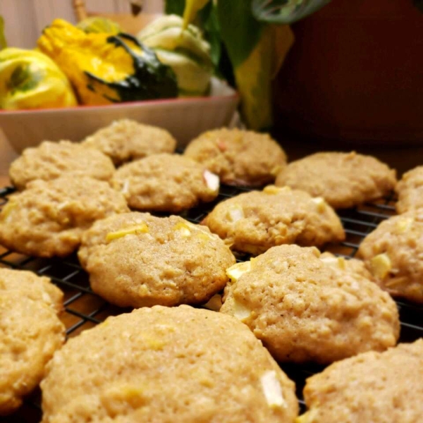 Apple Oatmeal Cookies