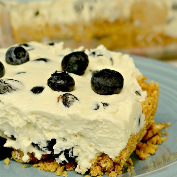 Ultimo's No-Bake Blueberry Squares