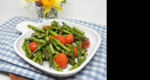 Air Fryer Asparagus and Tomatoes