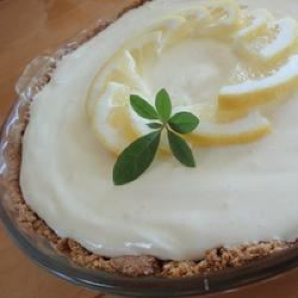 Lemon Chiffon Pie