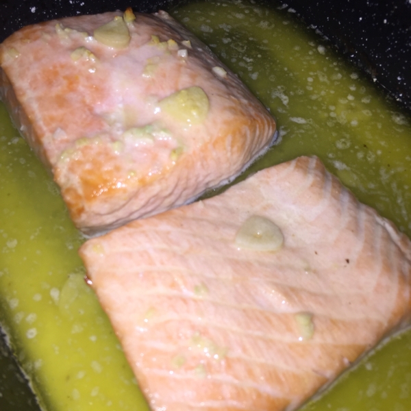 Garlic Lemon Butter Salmon