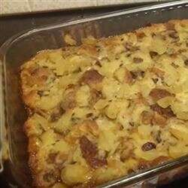 Apple-Raisin Breakfast Bread Pudding