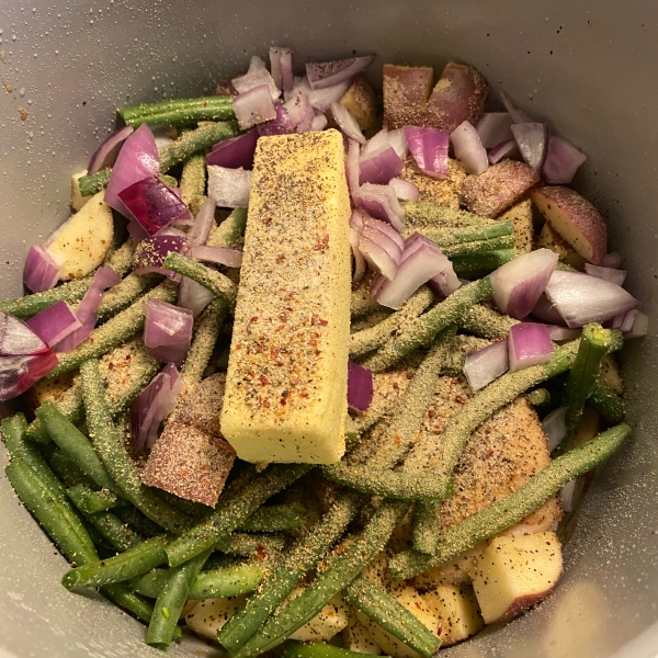 Slow Cooker Garlic and Herb Pork Tenderloin