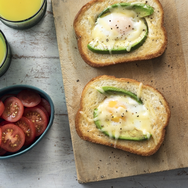 Avocado-Egg in a Hole