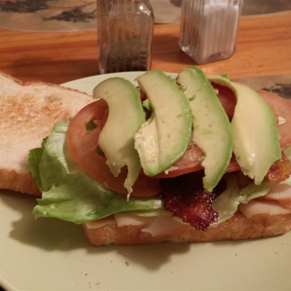 Turkey Bacon Avocado Sandwich