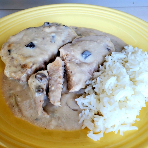 Baked Pork Chops with Cream of Mushroom Soup