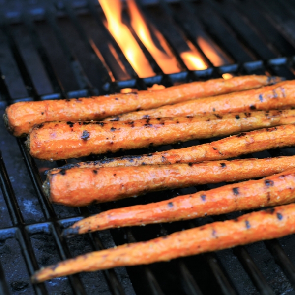 Maple-Glazed Grilled Carrots