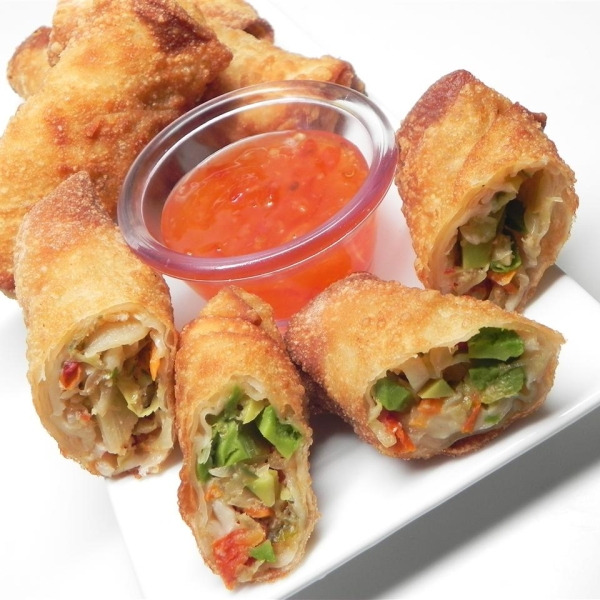 Avocado and Sun-Dried Tomato Spring Rolls