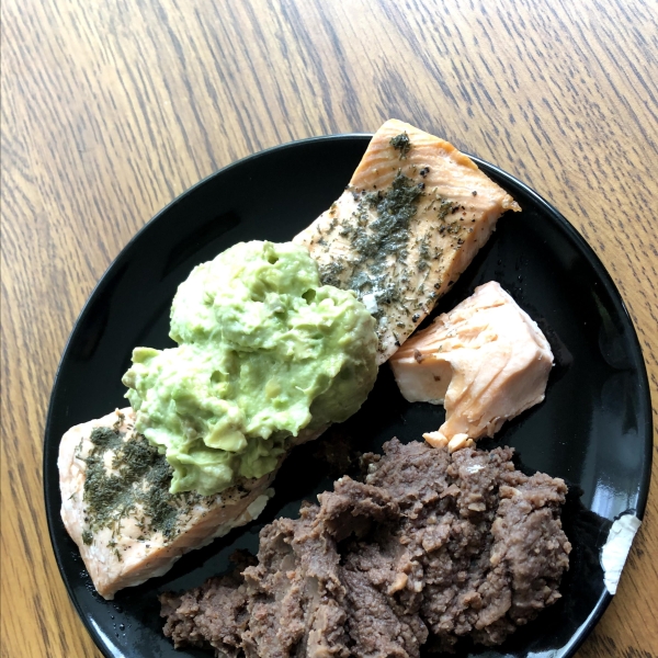 Grilled Salmon with Avocado Dip