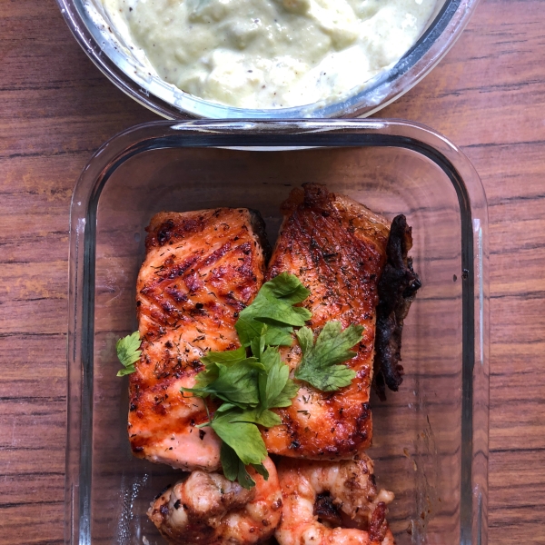 Grilled Salmon with Avocado Dip