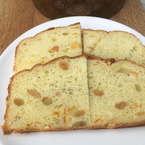 Orange and Saffron Panettone
