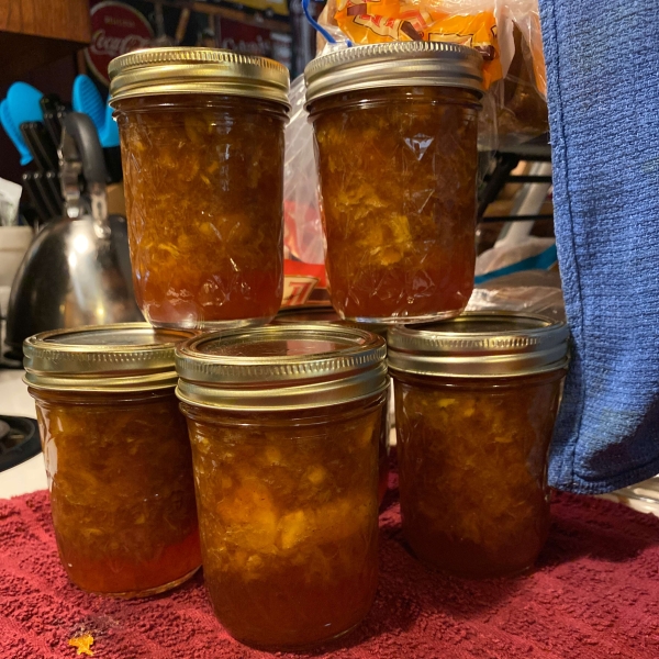 Grandma's Spiced Peach Preserves