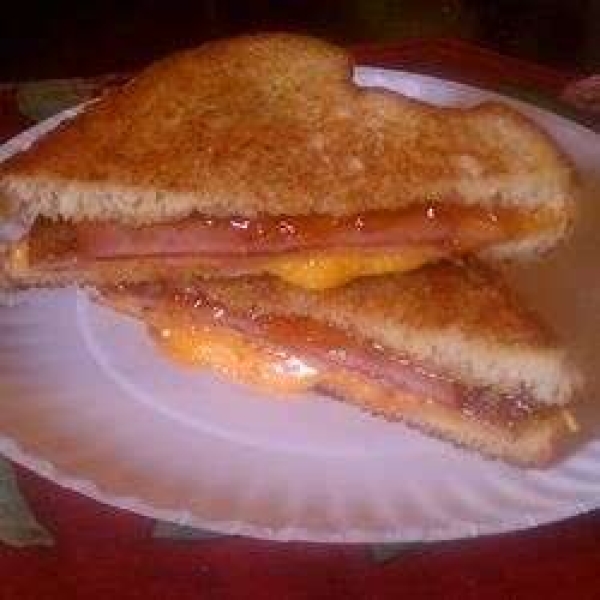 Grilled Ham and Cheese With a Twist