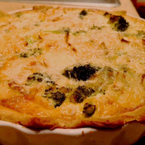 Simple Broccoli and Brie Cheese Quiche
