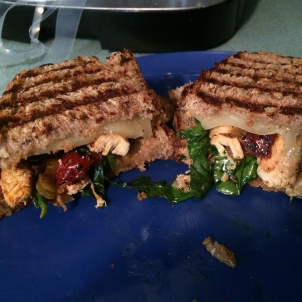 Healthy Chicken and Spinach Panini