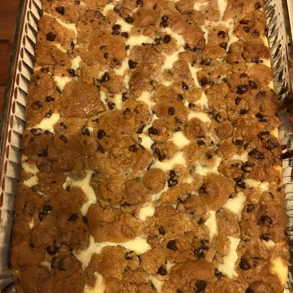 Chocolate Chip Cheesecake Bars