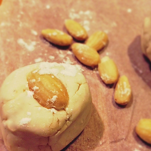 Dolcetti di Marzapane (Italian Marzipan Cookies)