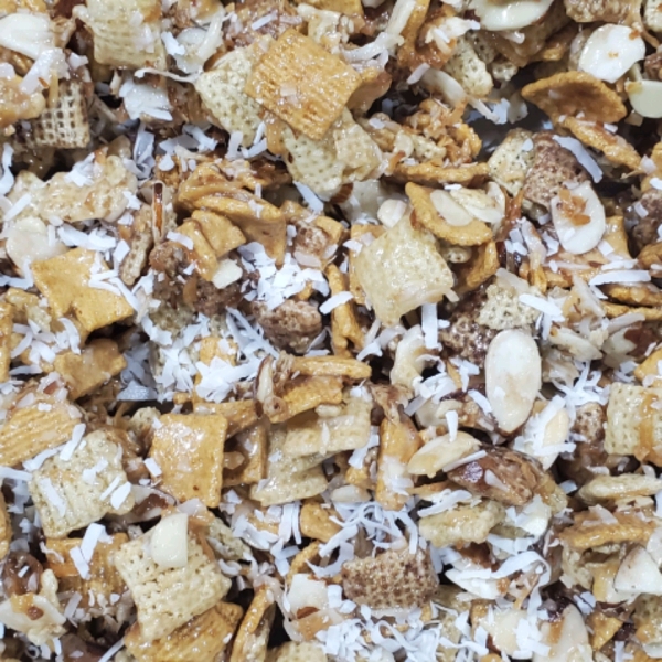 Toasty Sweet Coconutty Graham Chex Mix®