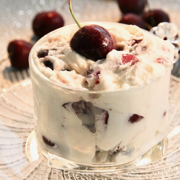 Cherry-Mascarpone Cheese Dessert